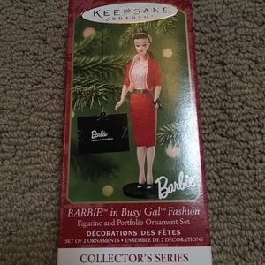 2001 Hallmark Busy Gal Fashion Barbie ornament